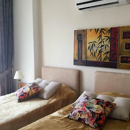 Apartament Banana Garden B 24 *